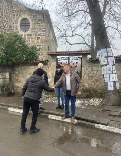 Ремонтират читалището и църквата в Габарево