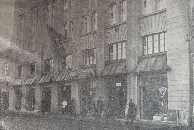 Библиотека “Искра“ представя изложба, посветена на богатата икономическа и обществена дейност на Казанлъшката популярна банка / Новини от Казанлък