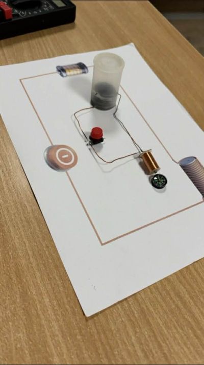 Ученичка от ПГЛПТ с поощрителна награда в престижния физичен конкурс „Волтове и ампери“