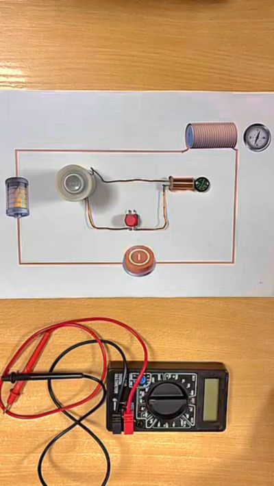 Ученичка от ПГЛПТ с поощрителна награда в престижния физичен конкурс „Волтове и ампери“