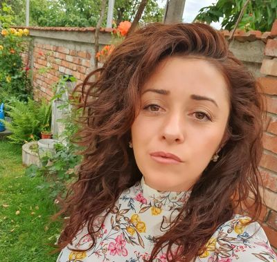 След дълго и тежко лечение Неви Казанджи вече е напълно здрава / Новини от Казанлък