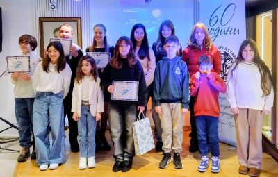 Пореден литературен успех за децата от клуб „Светлини сред сенките“ / Новини от Казанлък