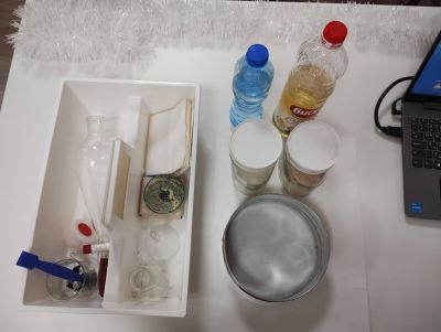 Петокласници от ОУ “Георги Кирков“ приложиха на практика знанията си по „Човекът и природата“ чрез експерименти