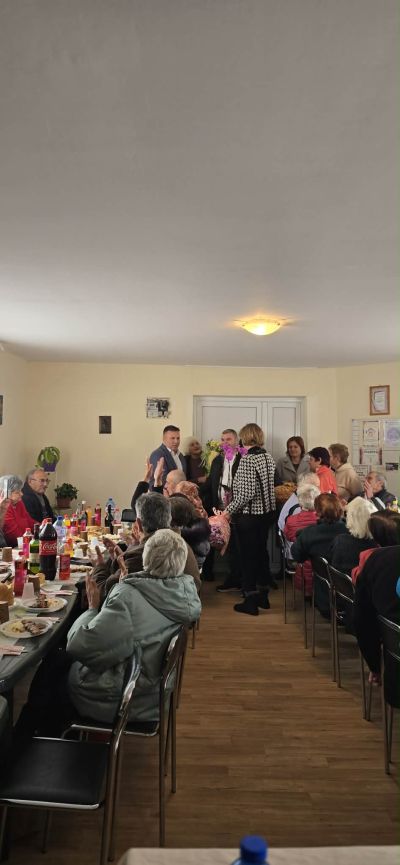 Пенсионерският клуб в село Асен с нова база 