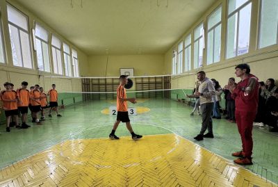 Трето място за отбора на ОУ „Св. Паисий Хилендарски“ - Казанлък в общинското първенство по волейбол за момчета V-VII клас