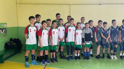 ОУ „Мати Болгария“ спечели общинското първенство по волейбол за момчета V-VII клас в Казанлък
