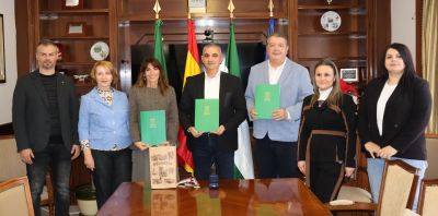 Гурково и испанската община Михас поставиха основите на партньорство в културата и туризма / Новини от Казанлък