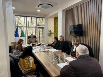 “Чудото” в Павел баня - отново с най-добрите комедийни спектакли    / Новини от Казанлък