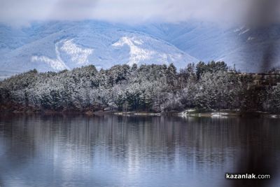 Зимни пейзажи край язовир “Копринка“