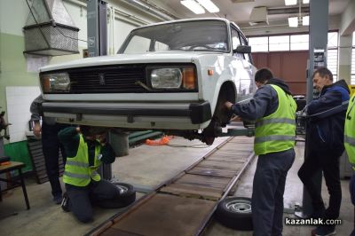 Оспорвана надпревара определи най-добрия млад автомонтьор и водач в ПГТТМ