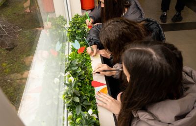 Свети Валентин в Професионална гимназия по лека промишленост и туризъм - Казанлък