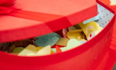 Свети Валентин в Професионална гимназия по лека промишленост и туризъм - Казанлък