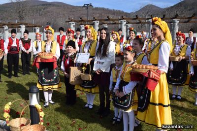 Юбилейното десето издание на „Траки, вино и култура“ събра научната общност в Долината на тракийските царе