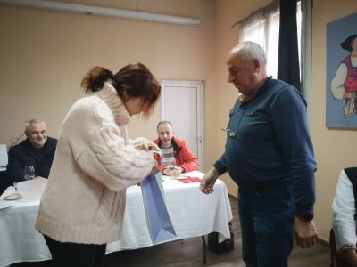 В казанлъшкото село Бузовград отличиха най-добрите майстори на домашни вина