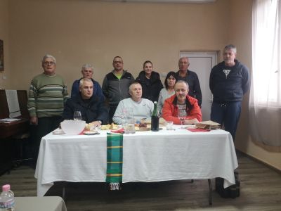 В казанлъшкото село Бузовград отличиха най-добрите майстори на домашни вина / Новини от Казанлък