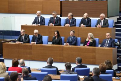 Служебното правителство с министър-председател Андрей Гюров положи клетва пред 51-вото Народно събрание