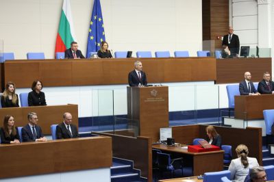 Служебното правителство с министър-председател Андрей Гюров положи клетва пред 51-вото Народно събрание