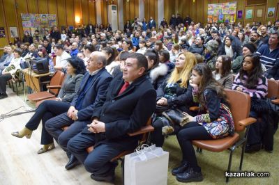 97 млади творци получиха отличия в Националния конкурс за детска рисунка „Наследници на Дечко Узунов“