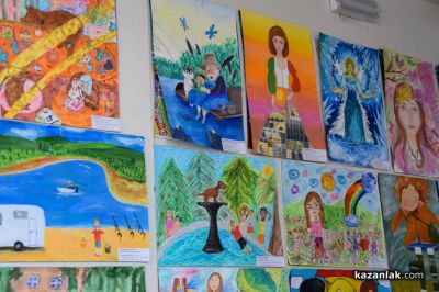 97 млади творци получиха отличия в Националния конкурс за детска рисунка „Наследници на Дечко Узунов“