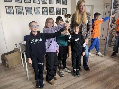 Безапелационна победа за младите шахматисти на ОУ “Мати Болгария“ на областния кръг в Стара Загора / Новини от Казанлък