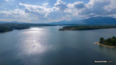 Започва поетапно изпускане на язовир “Копринка“ / Новини от Казанлък