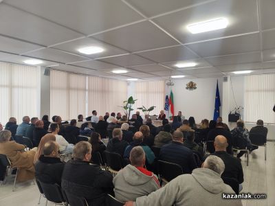 В Павел баня учредиха национално сдружение на розопроизводителите / Новини от Казанлък