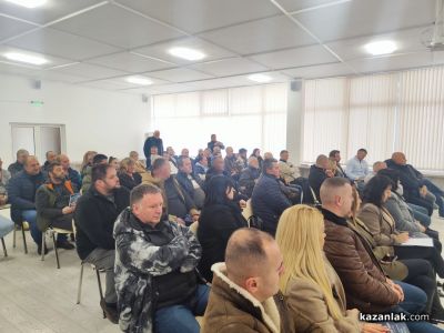 В Павел баня учредиха национално сдружение на розопроизводителите