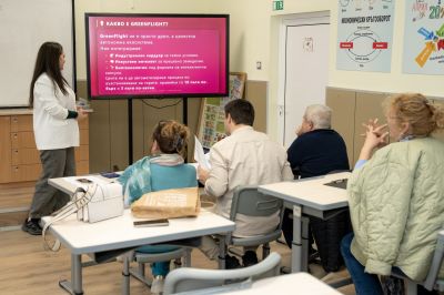 Денислава Панделова от ПГЛПТ с второ място в предварителният кръг на Националното състезание „Най-добра бизнес идея“ / Новини от Казанлък