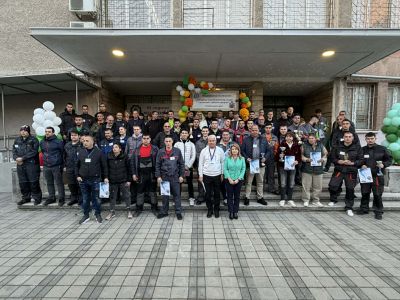 Отборът на ПГТТМ първи в „Най-добър млад водач на МПС“