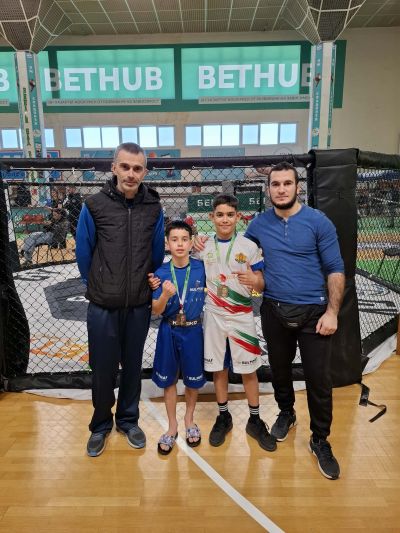 Състезателите на СК “Аргус“ завоюваха две шампионски титли, сребро и бронз на Държавния шампионат по ММА