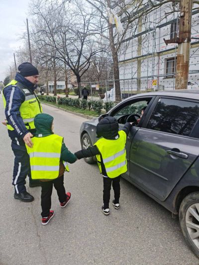 Деца от Казанлък станаха посланици на пътната безопасност