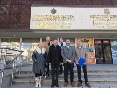 “Има такъв народ“ регистрира листата си в Стара Загора - ето кои са кандидатите / Новини от Казанлък