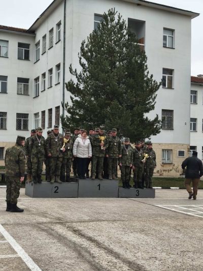 Отлично представяне на Стремци в шампионат по стрелба с пистолет „Макаров“