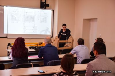 Ученик от Механото грабна голямата награда от конкурса „Моето изобретение, което ще промени света“