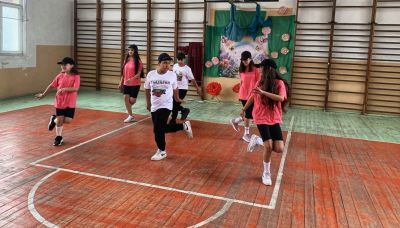 „Пролетна феерия“ завладя ОУ „Чудомир“