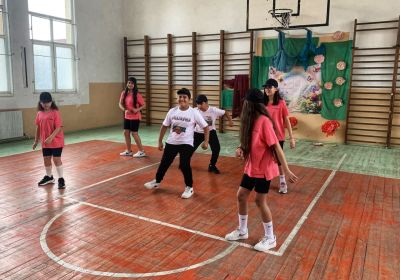 „Пролетна феерия“ завладя ОУ „Чудомир“ / Новини от Казанлък