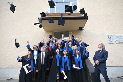 26 абсолвенти от Випуск 2025 на Технически колеж - Казанлък получиха дипломите си / Новини от Казанлък