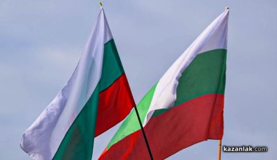 С рецитал ученици от Казанлък се включиха в отбелязването на Деня на Тракия (ВИДЕО) / Новини от Казанлък