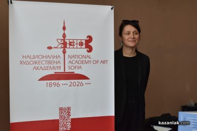 Второ издание на „Панорама на висшето образование“ в Казанлък привлече стотици ученици 