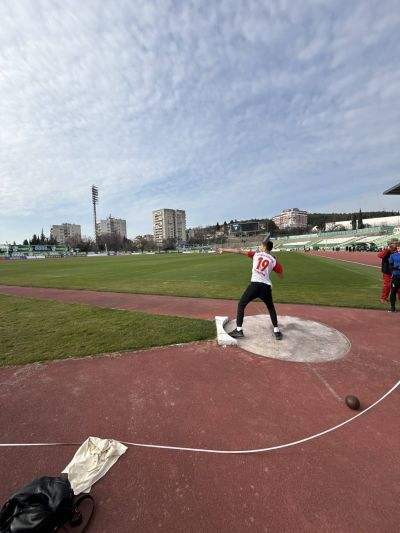 Казанлъчани с второ място на областния кръг по лека атлетика за момчета и момичета 5-7 клас