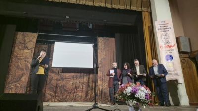 Наградиха отличените в Третия национален фестивал на комедийните спектакли „Чудото” в Павел баня / Новини от Казанлък