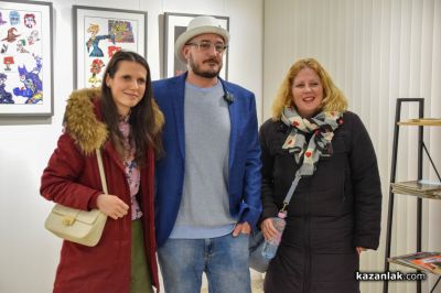 Новата изложба на казанлъчанина Георги Гечев – личен разказ в комикси за творческия път на артиста и неговите житейски преживявания
