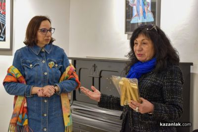 Новата изложба на казанлъчанина Георги Гечев – личен разказ в комикси за творческия път на артиста и неговите житейски преживявания