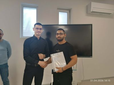 Ученици от ПГЛПТ получиха удостоверения за придобит практически опит в проект „Модернизиране на професионалното образование и обучение“