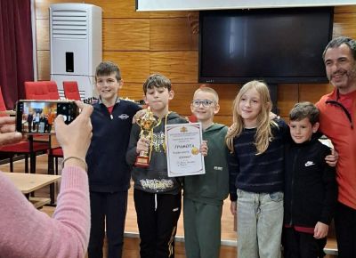 Шахматистите на ОУ „Мати Болгария“ - Казанлък се класираха за държавните финали / Новини от Казанлък