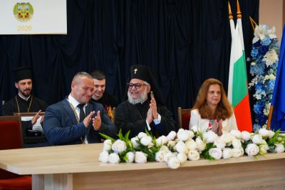 На Цветница - митрополит Киприан стана почетен гражданин на Мъглиж