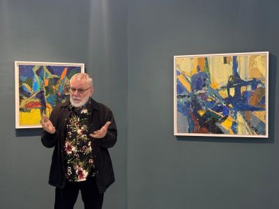 Художникът Румен Петков представи в Казанлък новата си изложба „Завръщането“ / Новини от Казанлък