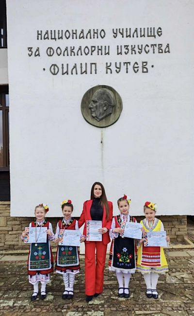 Блестящо представяне за децата от Вокална група “Пеещи звънчета” на национален конкурс