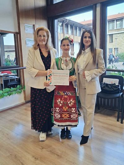 Блестящо представяне за децата от Вокална група “Пеещи звънчета” на национален конкурс