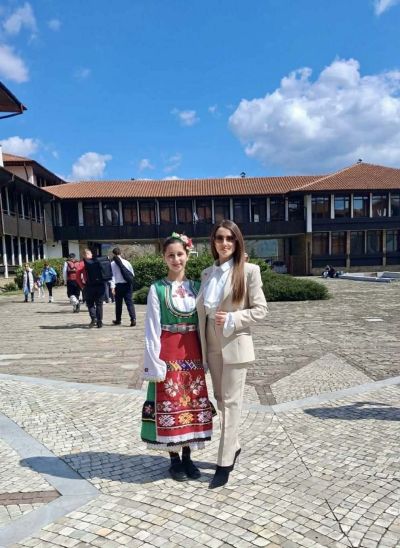 Блестящо представяне за децата от Вокална група “Пеещи звънчета” на национален конкурс